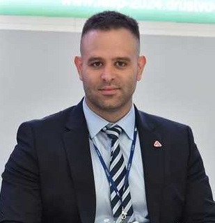 dr Nikola Karličić